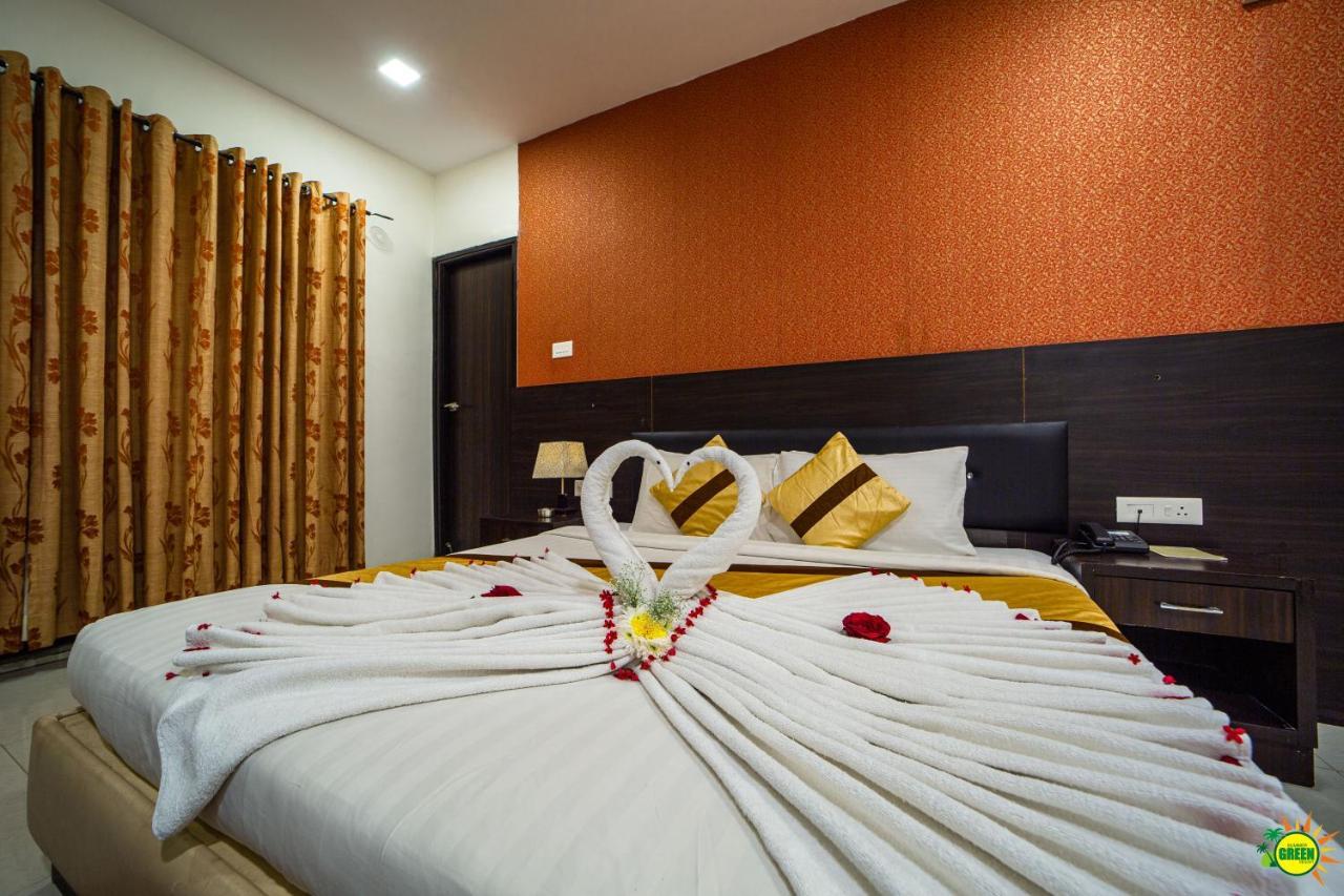 Summer Green Resort Hyderabad Eksteriør billede