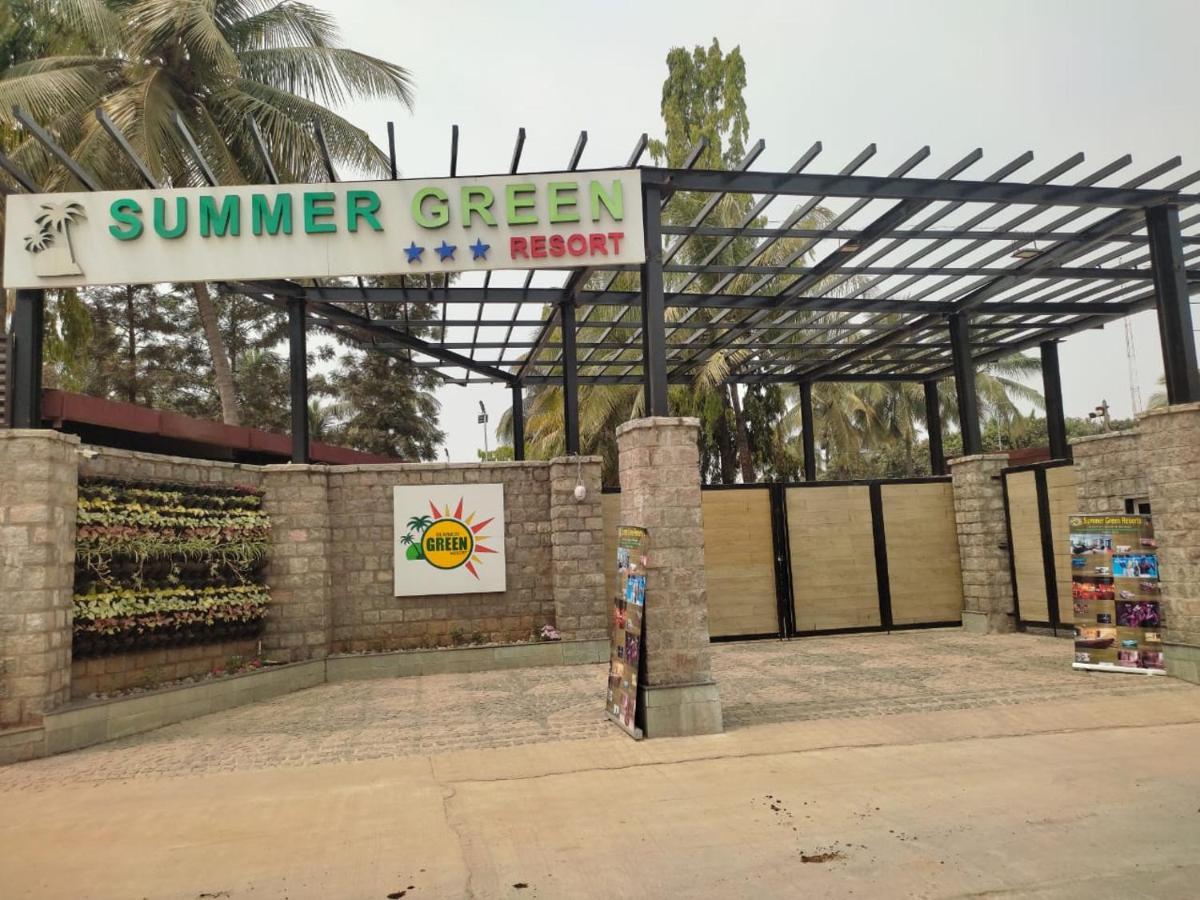 Summer Green Resort Hyderabad Eksteriør billede