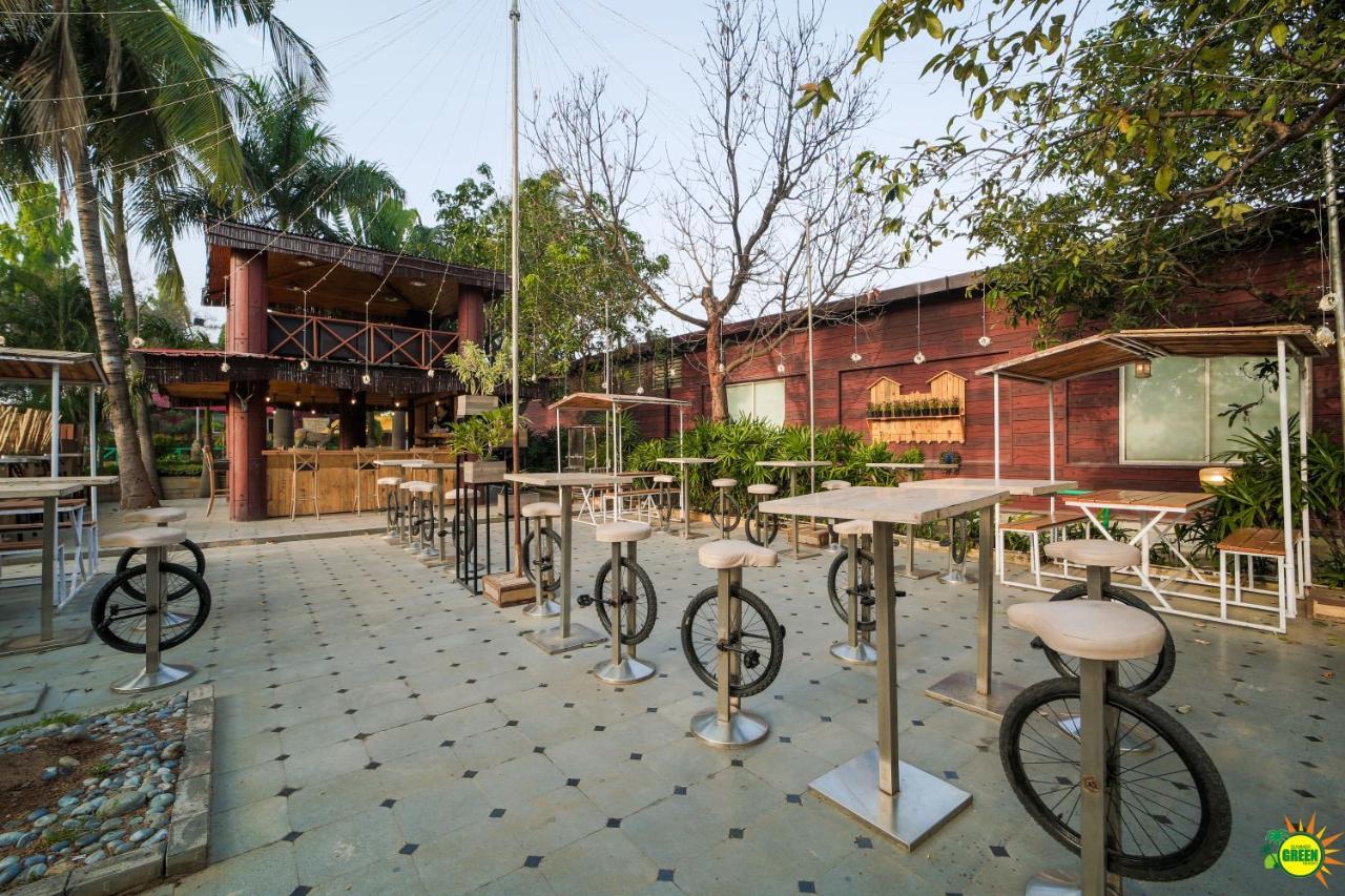 Summer Green Resort Hyderabad Eksteriør billede