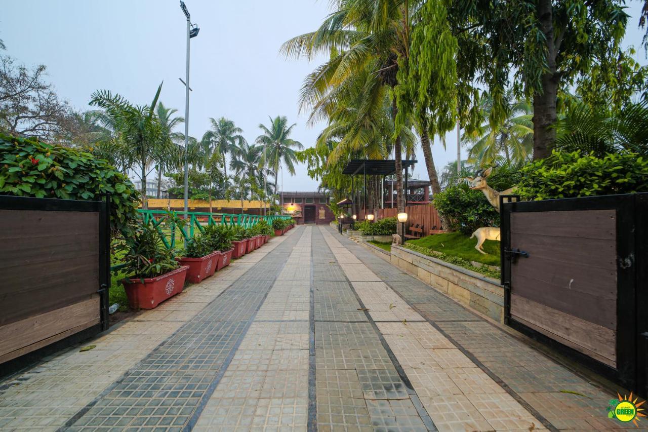 Summer Green Resort Hyderabad Eksteriør billede