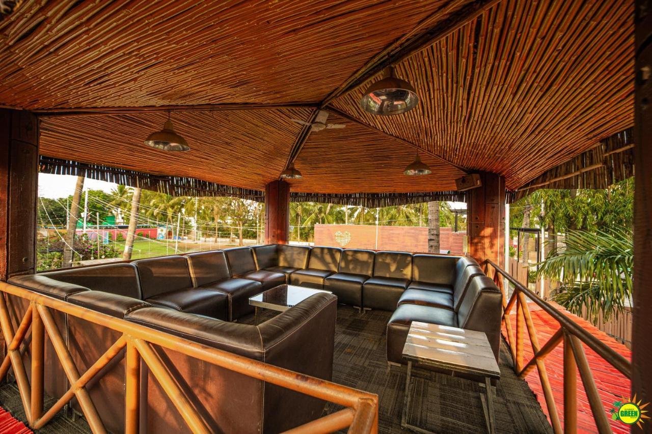 Summer Green Resort Hyderabad Eksteriør billede