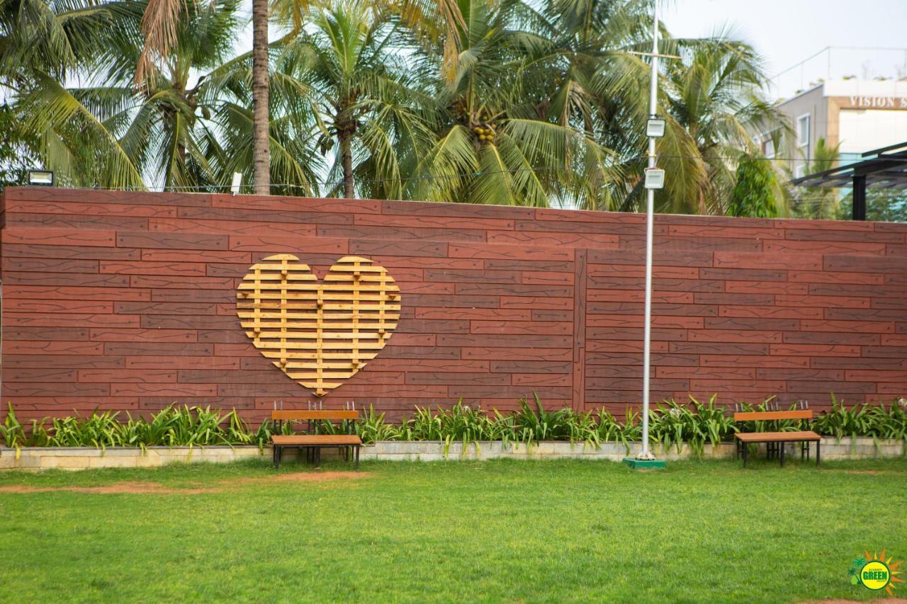 Summer Green Resort Hyderabad Eksteriør billede
