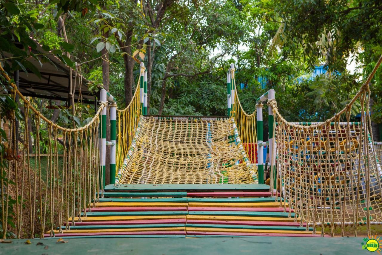 Summer Green Resort Hyderabad Eksteriør billede